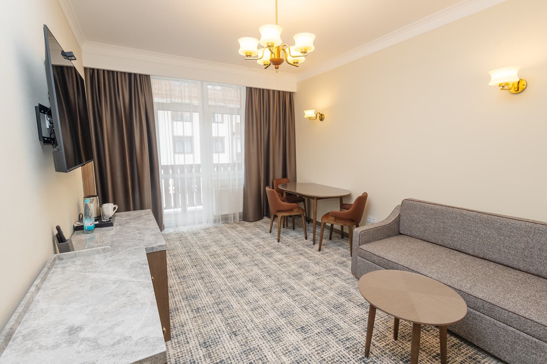 Executive Suite with Balcony